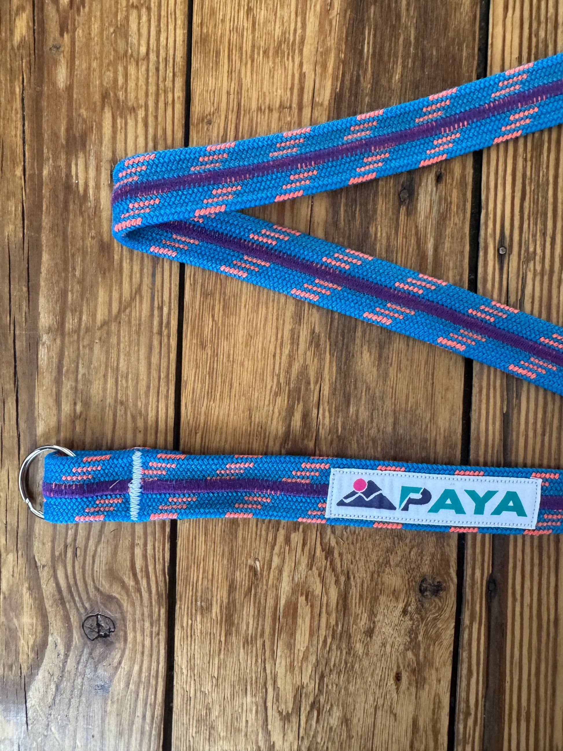 Sangle PAYA bleu avec fil mauve