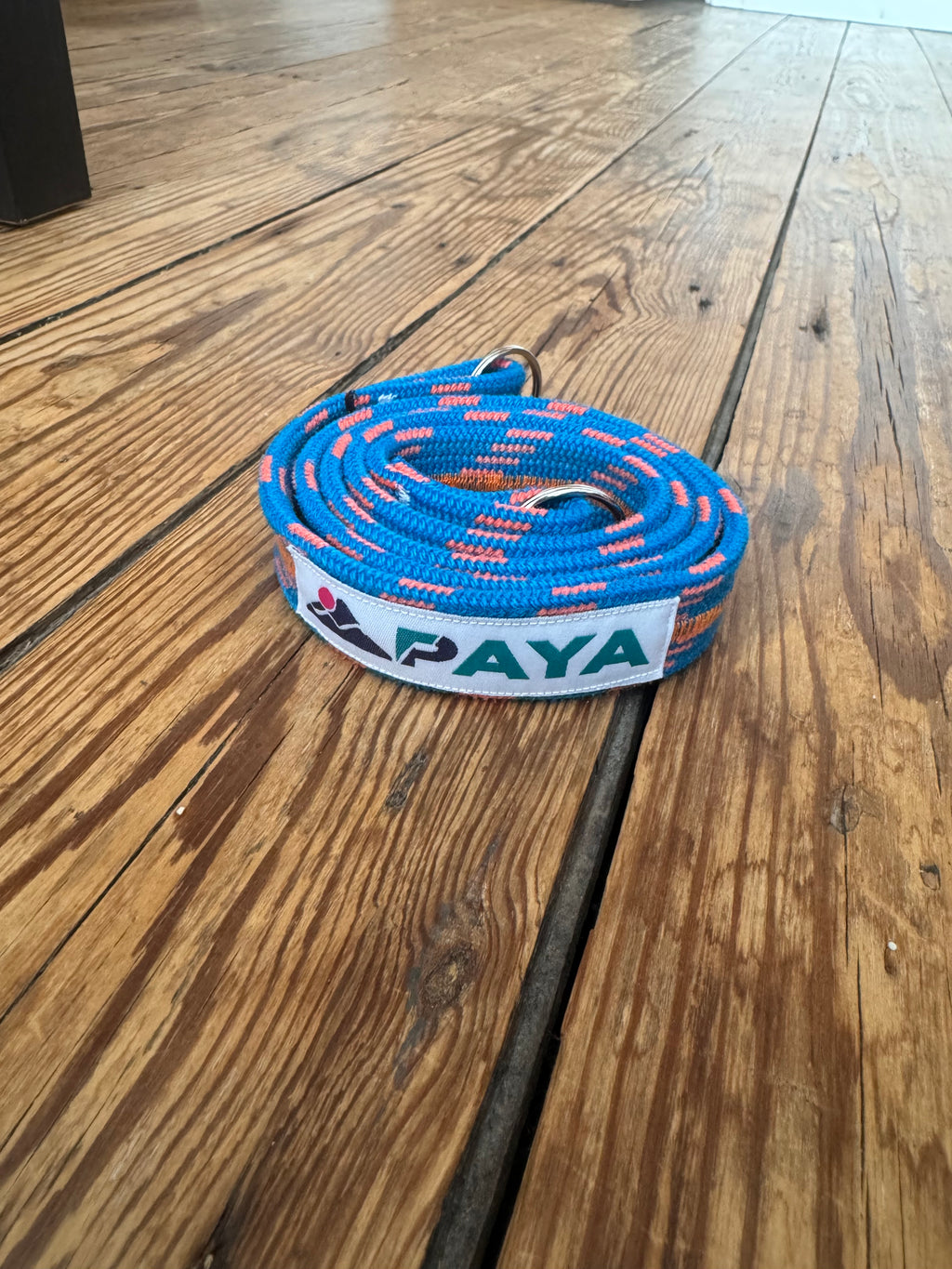 Sangle PAYA bleu (fil orange)