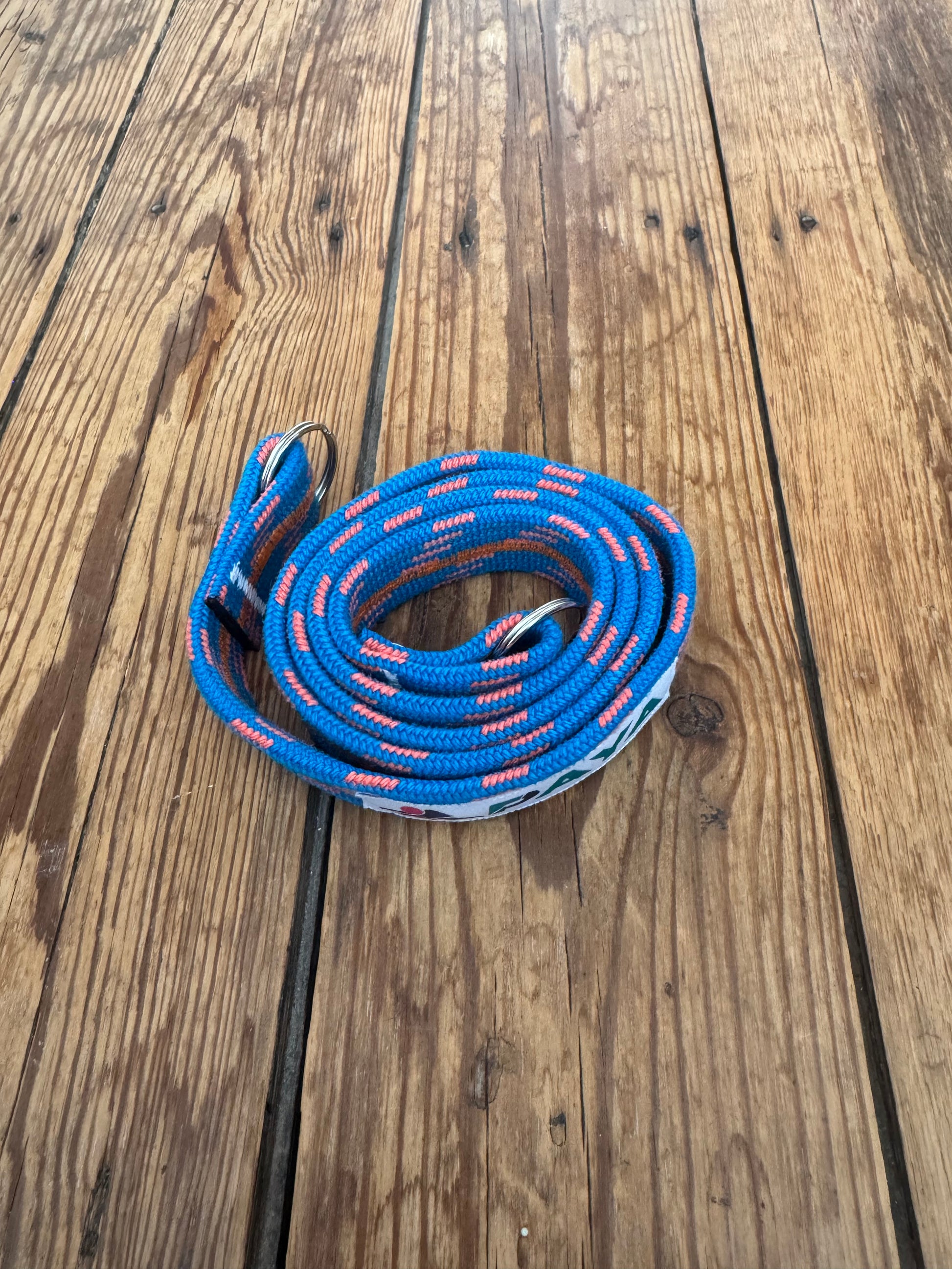 Sangle PAYA bleu (fil orange)