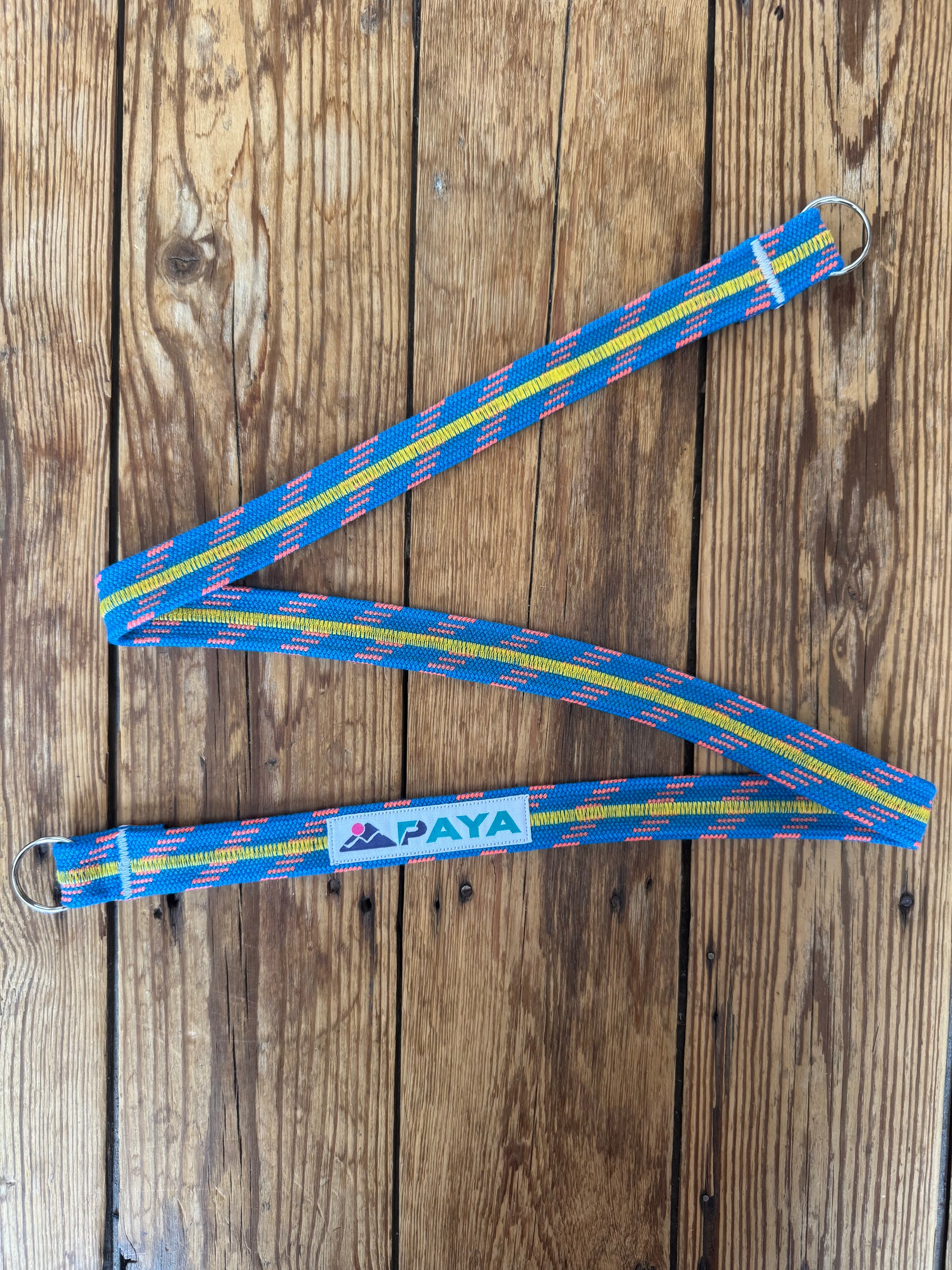 Sangle PAYA bleu avec fil jaune